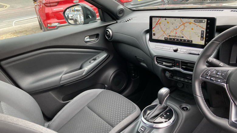 Nissan Juke 1.6 Hybrid N-Connecta 5dr Auto Hybrid Hatchback